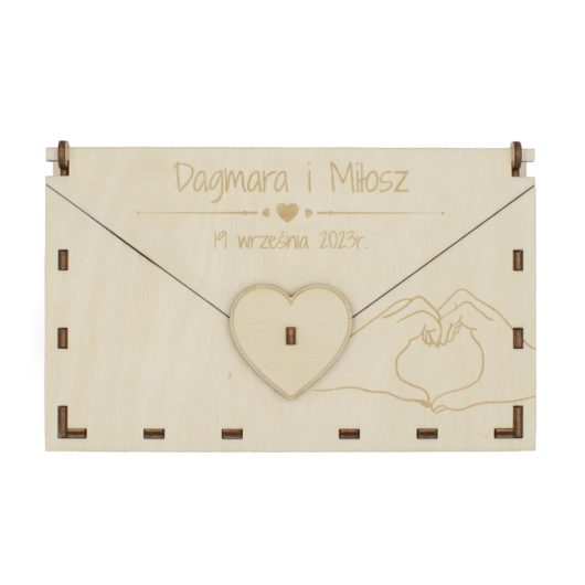 Drewniana koperta na pieniądze na ślub, personalizowana, z grawerem – Dłonie, wzór 1